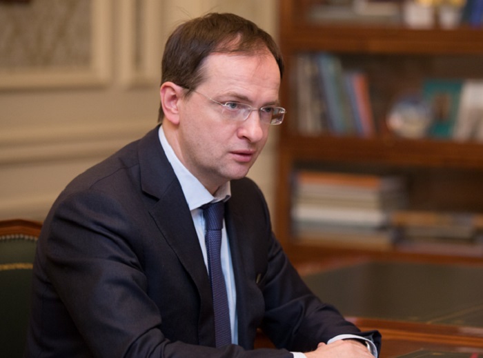 Эхо Москвы: Владимир Мединский и Михаил Мягков о мифах Второй мировой войны и едином учебнике истории