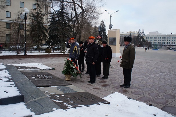 Возложение цветов к Вечному огню и вечер памяти с участием ветеранов в Белгороде