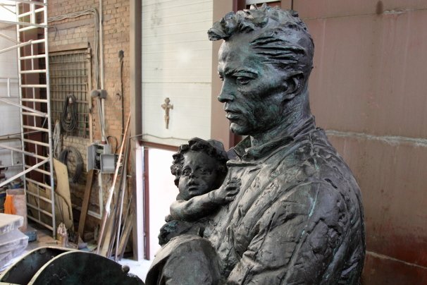 Годовщина землетрясения в Спитаке: Воинов-ликвидаторов последствий стихии увековечили в бронзе
