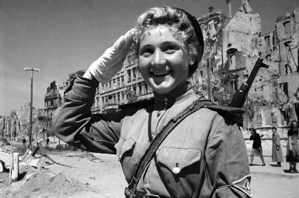 В Музее современной истории России открывается выставка «Образ женщины. Великая Отечественная война 1941-1945 гг.»