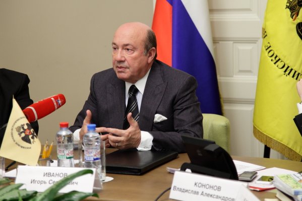 Игорь Иванов: вернуть реликвии на Родину