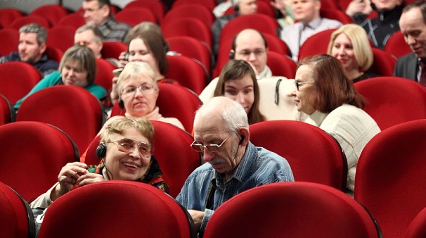 «Доступная среда»: классику отечественного кино адаптировали для слепых