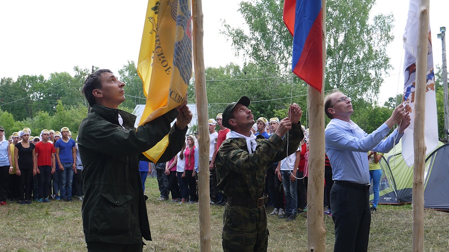 «Отчизны верные сыны»: в Нижегородской области открылась смена военно-исторического лагеря РВИО
