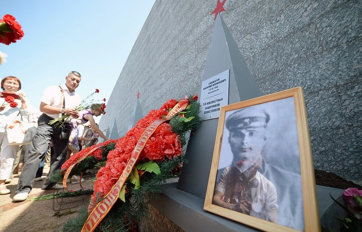 Памяти участников героической обороны Севастополя