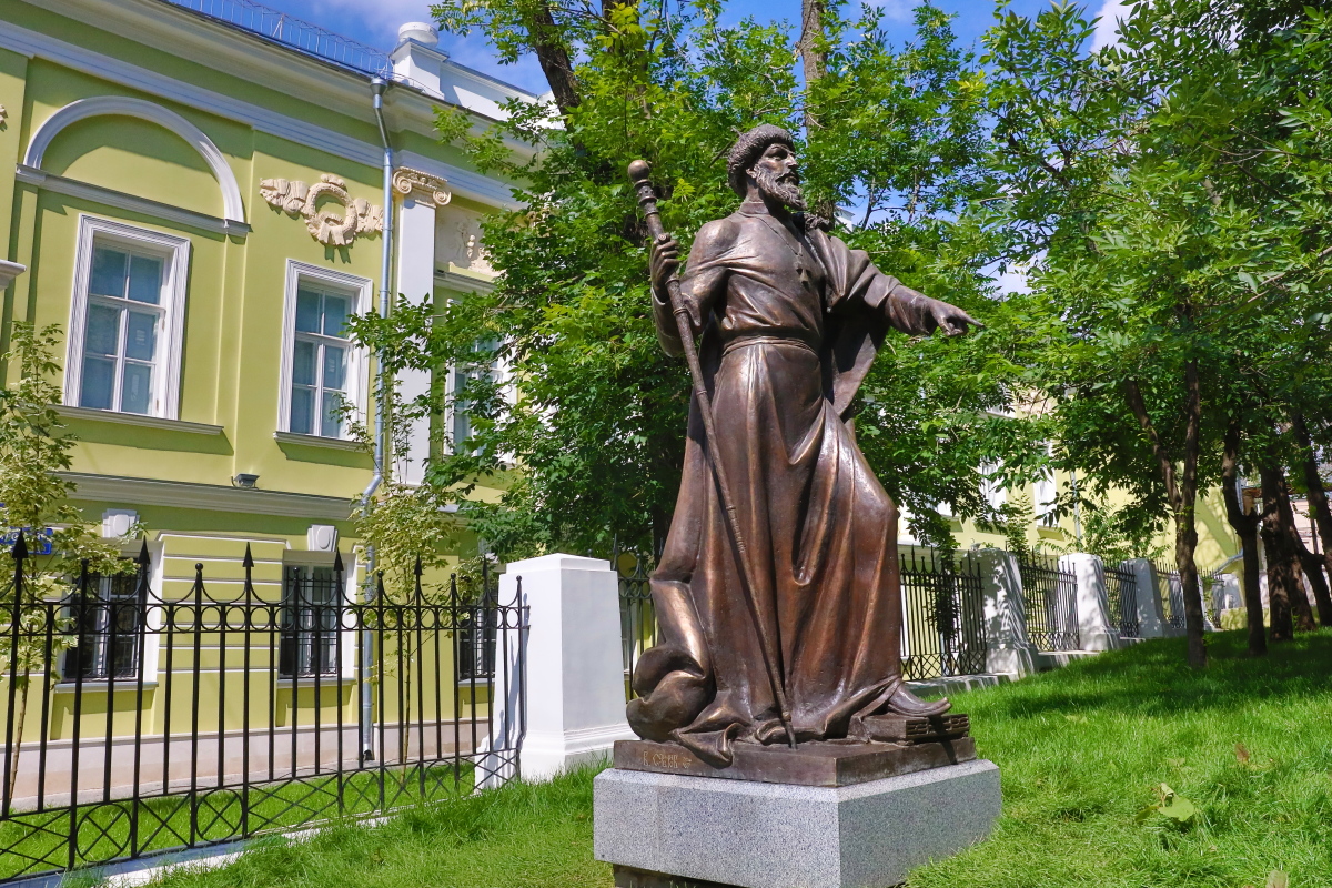 Скульптура Ивана Грозного – выставочный экспонат РВИО