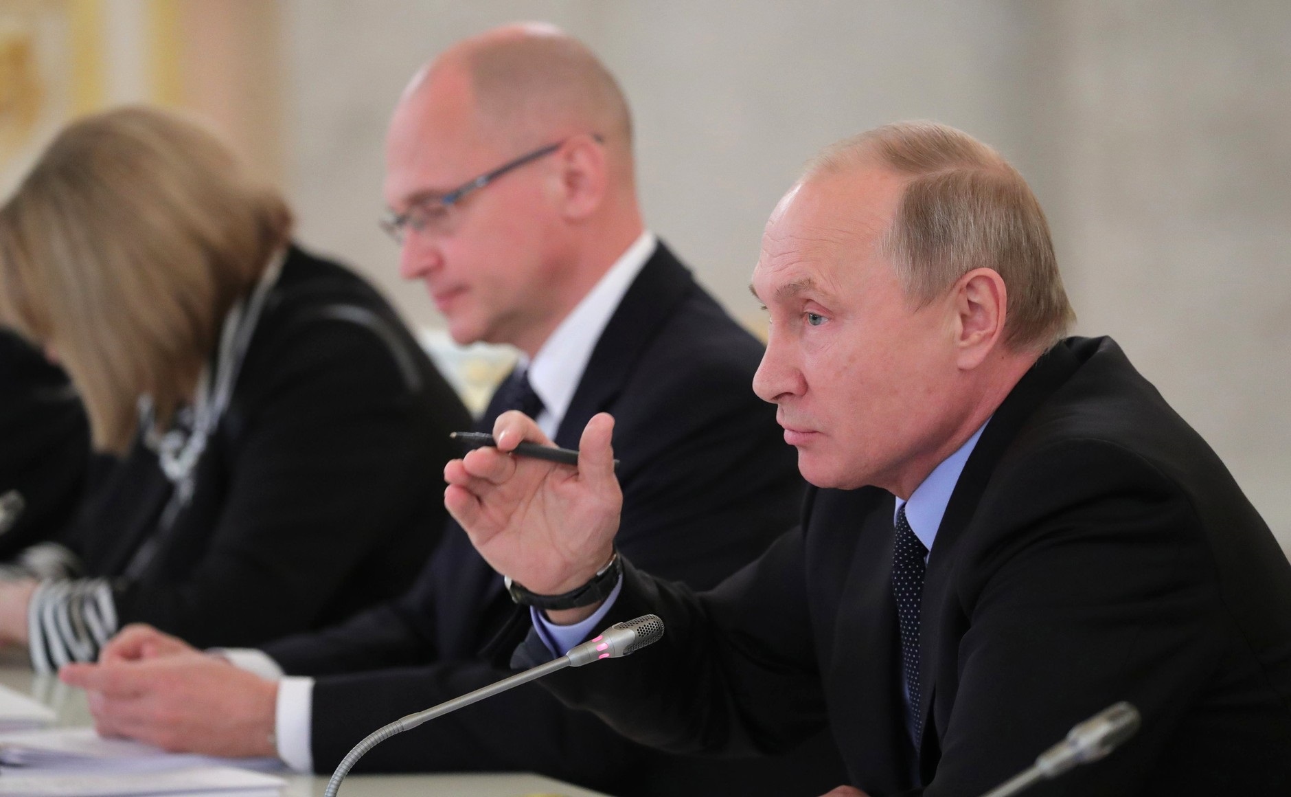 Владимир Путин назвал 100-летие революции символом преодоления раскола в обществе