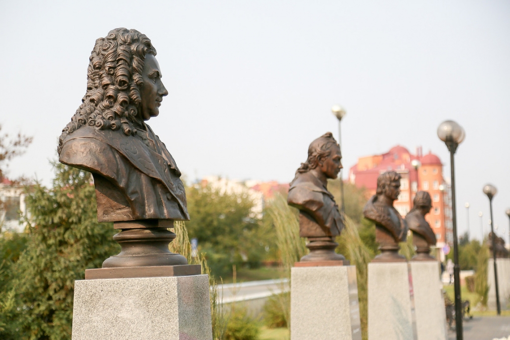 Аллея Славы Героев Земли Астраханской – символ возрождения исторической памяти