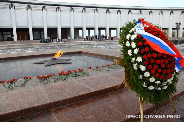 1.12.2017. Москва. Возложение цветов к памятнику «Без вести пропавшим солдатам без могил»