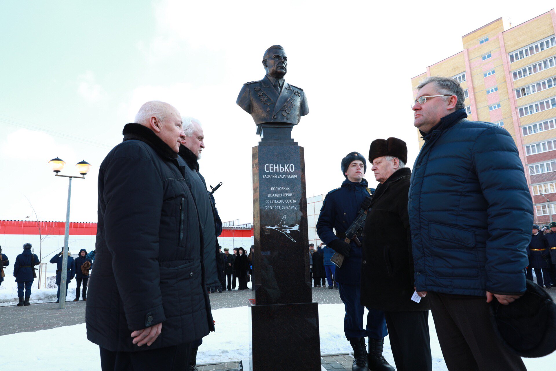 В Тамбове открыты бюсты Василию Сенько и Александру Московскому