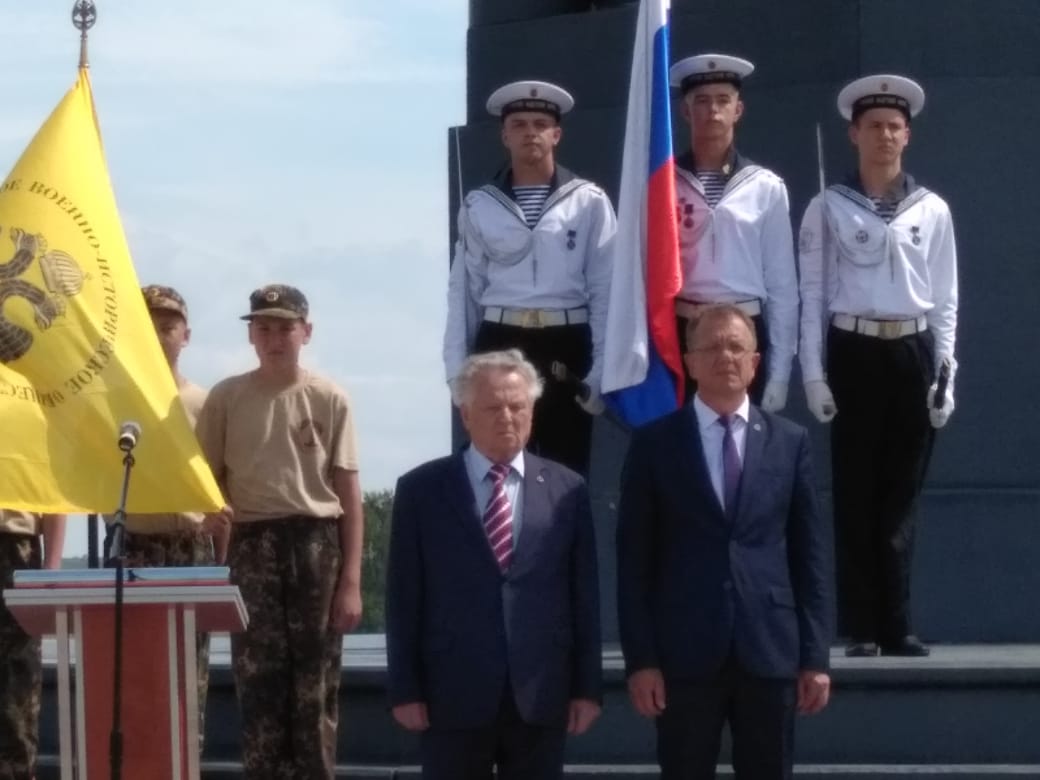 Вторая смена крупнейшего военно-исторического детского лагеря РВИО стартовала в Бородино