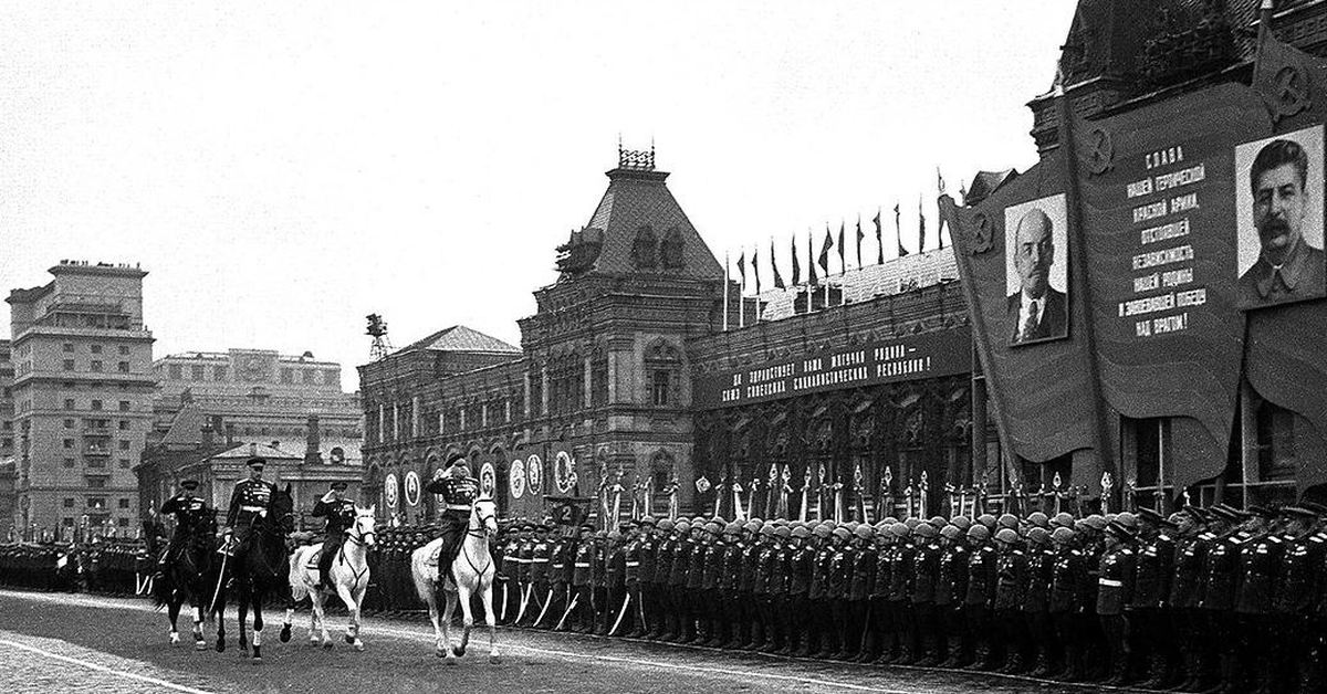 В КиноСквере пройдет показ Парада Победы 1945 года