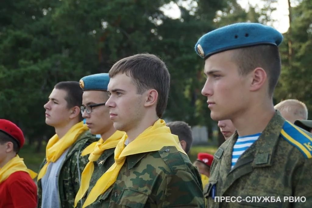 Молодежный лагерь «Юный десантник» завершил работу