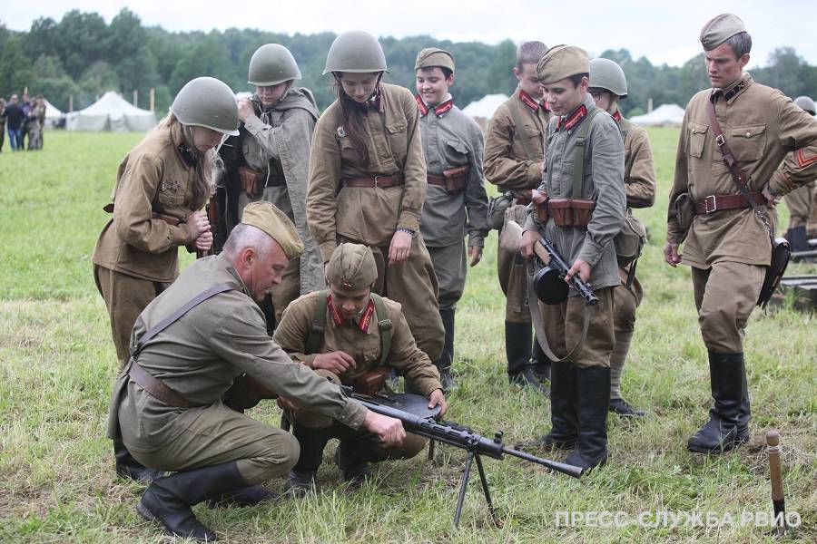Молодежные лагеря РВИО откроются в трех федеральных округах