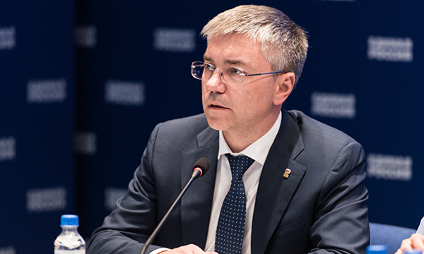 Евгений Ревенко предложил провести всероссийскую акцию «Герои малой Родины»
