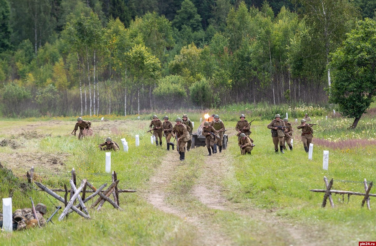 События лета 1944 года воссоздали в Псковской области