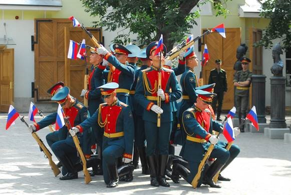 Москва. Празднование Дня Преображенского полка