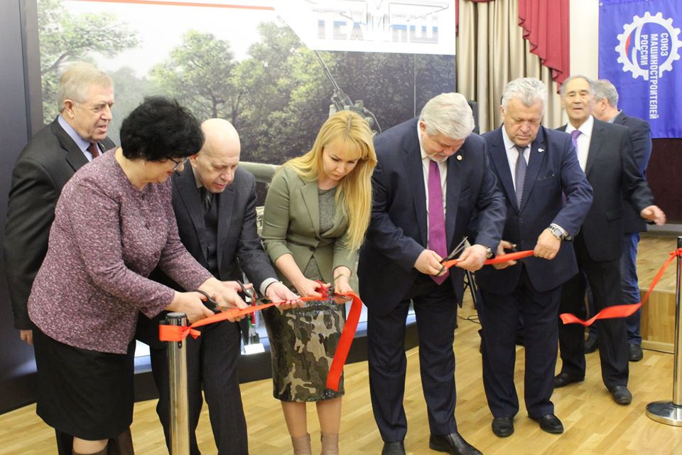 В Музейно-выставочном центре Тамбовской области открылась выставка оружия