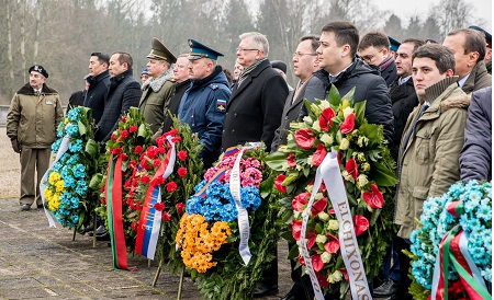 Памятные мероприятия в честь 75-летия освобождения Варшавы прошли в Польше