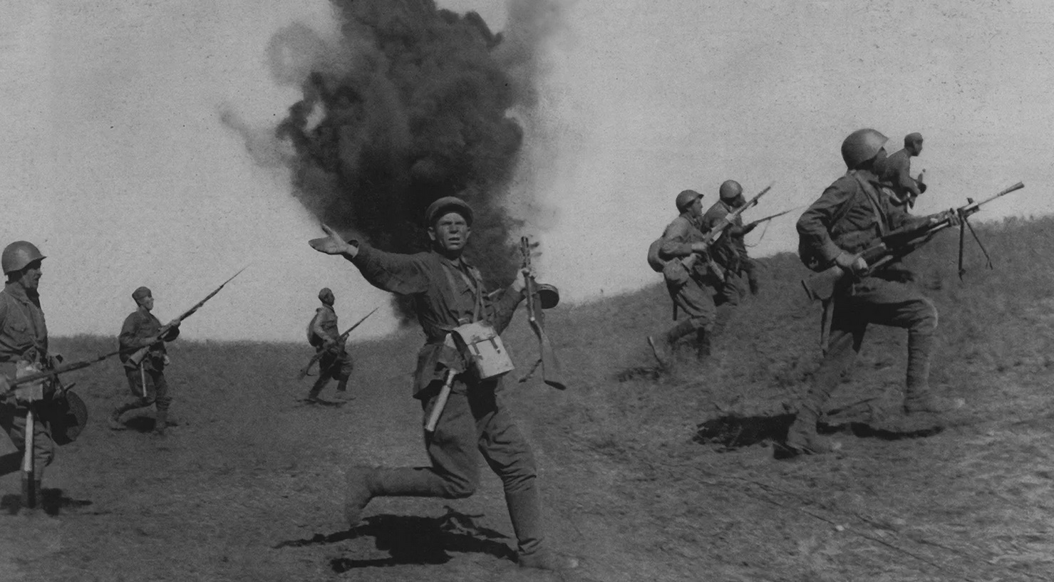 Кинохроника встанет на защиту исторической памяти