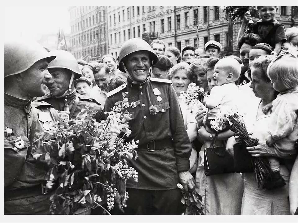 Онлайн-лекция Владимира Мединского «Война и мир в мае 1945»