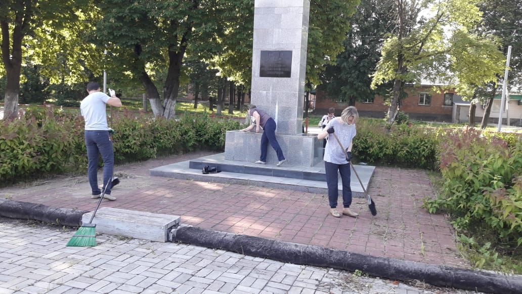 Место Памяти: волонтеры благоустроили сотни памятников и захоронений