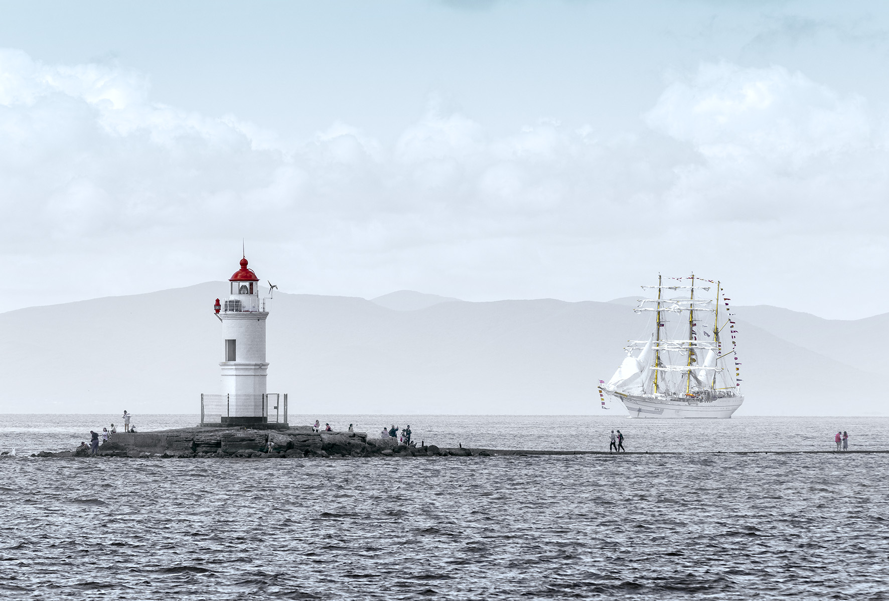 Фотовыставка «Аристократы морей» открылась в Кронштадте