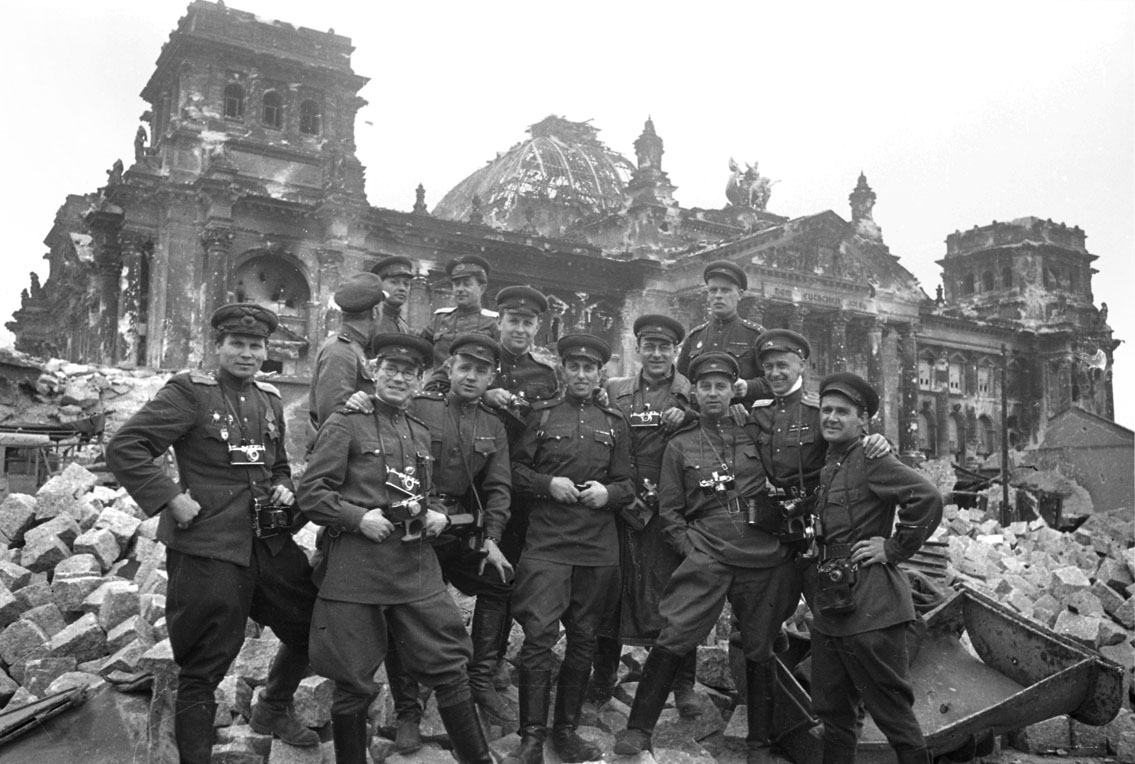 Москва. Выставка фотографий военного корреспондента Анатолия Архипова откроется в ГУМе