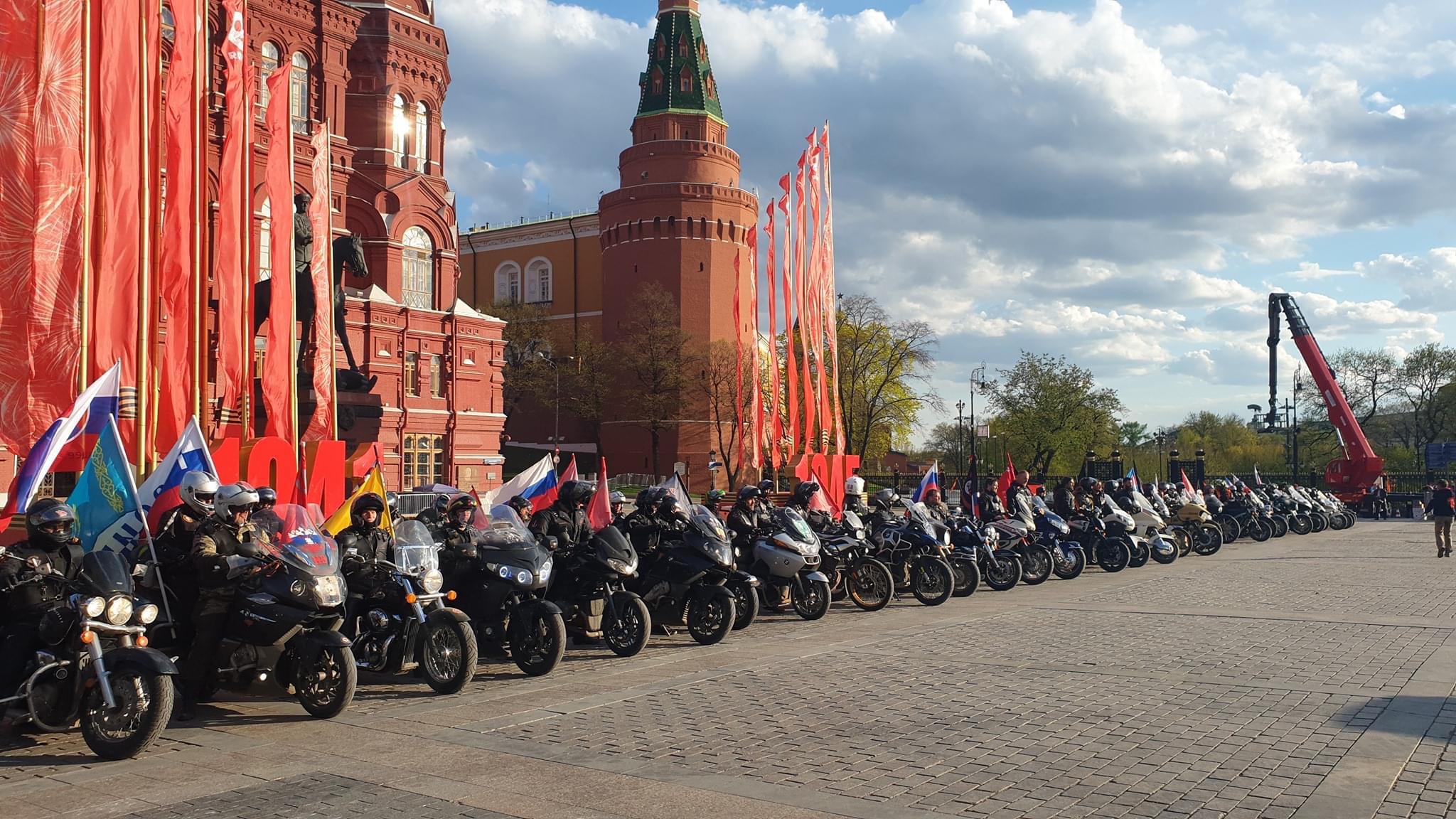 Международный мотомарш «Дороги Победы – Дорога домой» финишировал на Красной площади