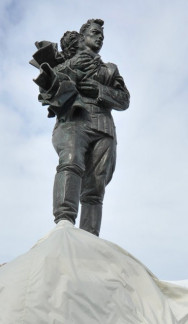 Памятник воинам-ликвидаторам последствий землетрясения