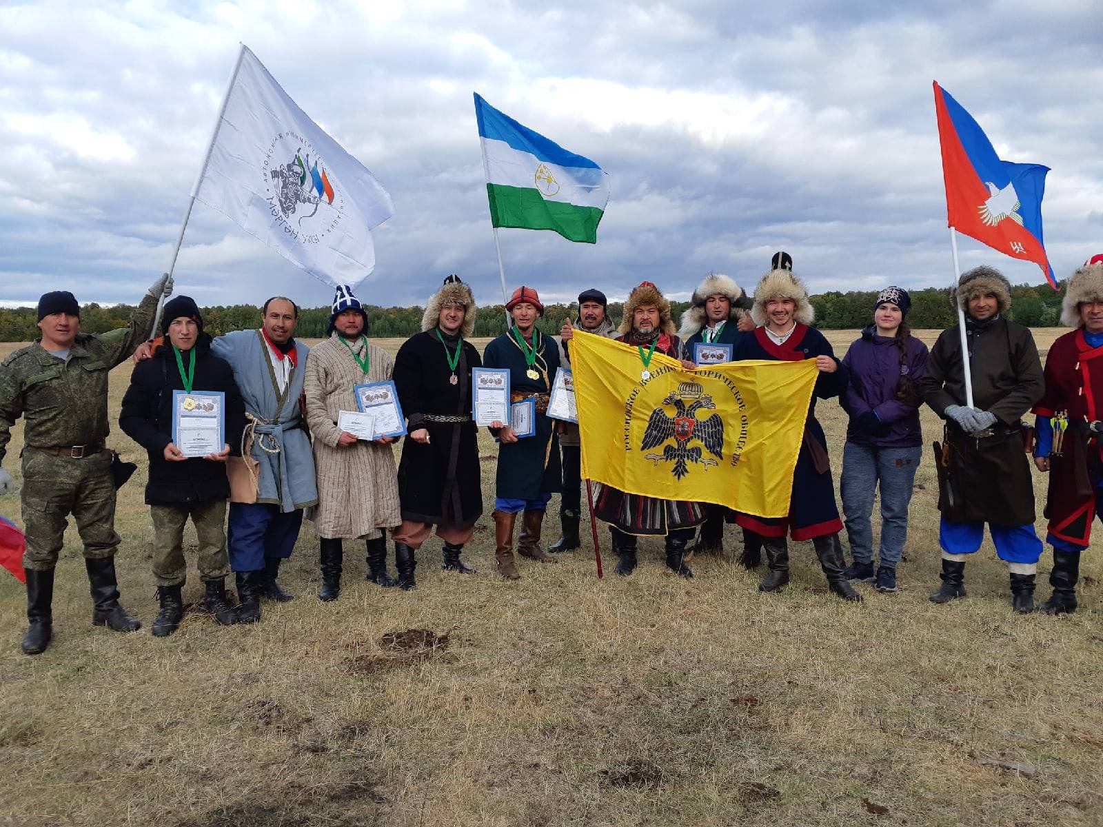 В Башкортостане организовано Республиканское соревнование по конно-верховой стрельбе «Потомки доблестных «Северных амуров», посвященное 209-летию Отечественной войны 1812 года.