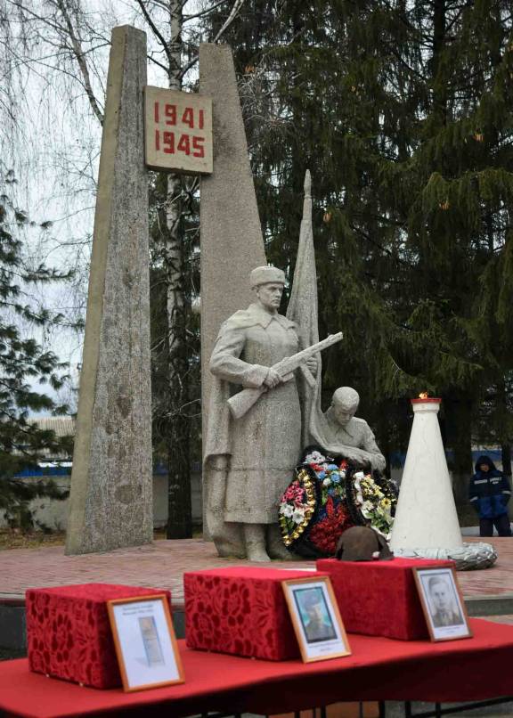 ОСТАНКИ СОВЕТСКИХ СОЛДАТ ПЕРЕДАНЫ ДЛЯ ПЕРЕЗАХОРОНЕНИЯ НА ИХ РОДИНЕ