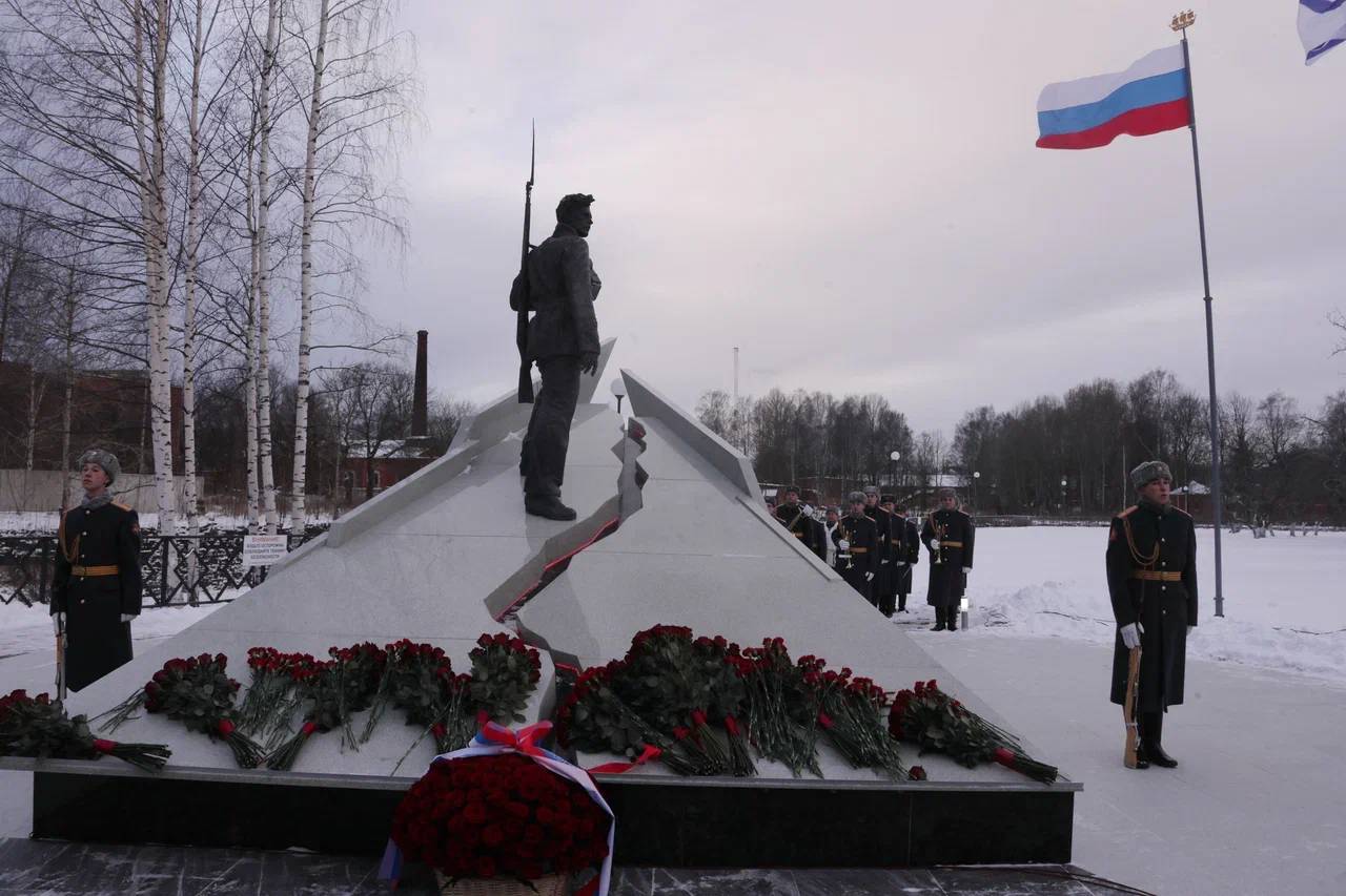 Открыт мемориал жертвам Кронштадтского восстания