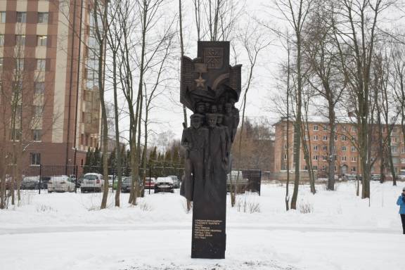 В Туле открыли памятник, посвященный подвигу Тульского Рабочего полка
