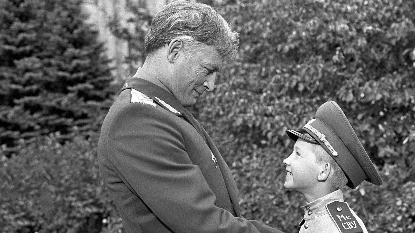 В  Калининграде пройдёт показ фильма «Офицеры», приуроченный ко Дню Героев Отечества