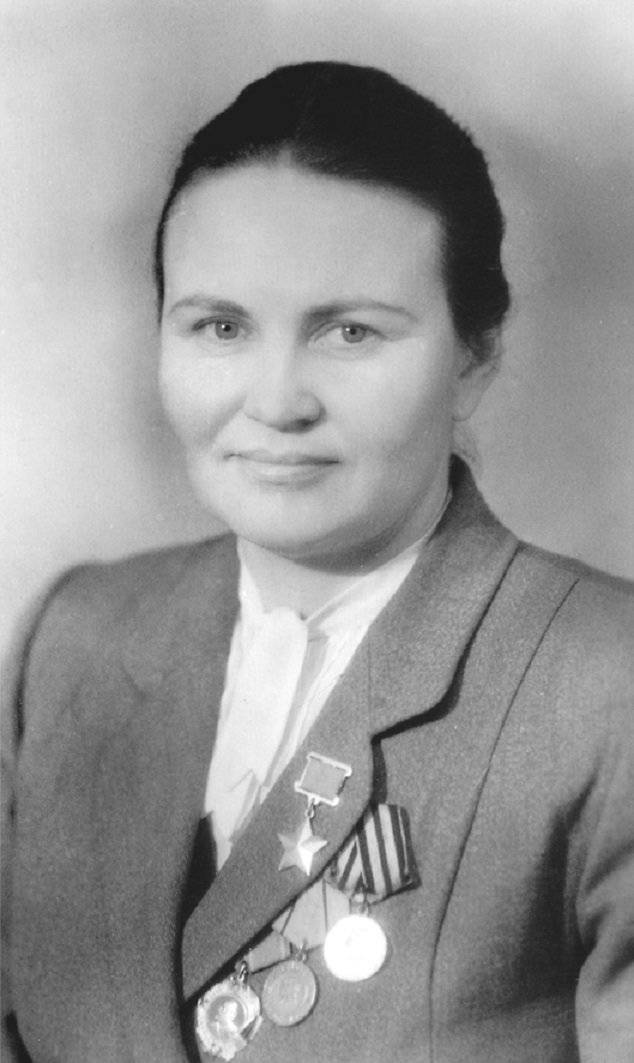 В Севастополе почтили память Героя Советского Союза Марии Байда