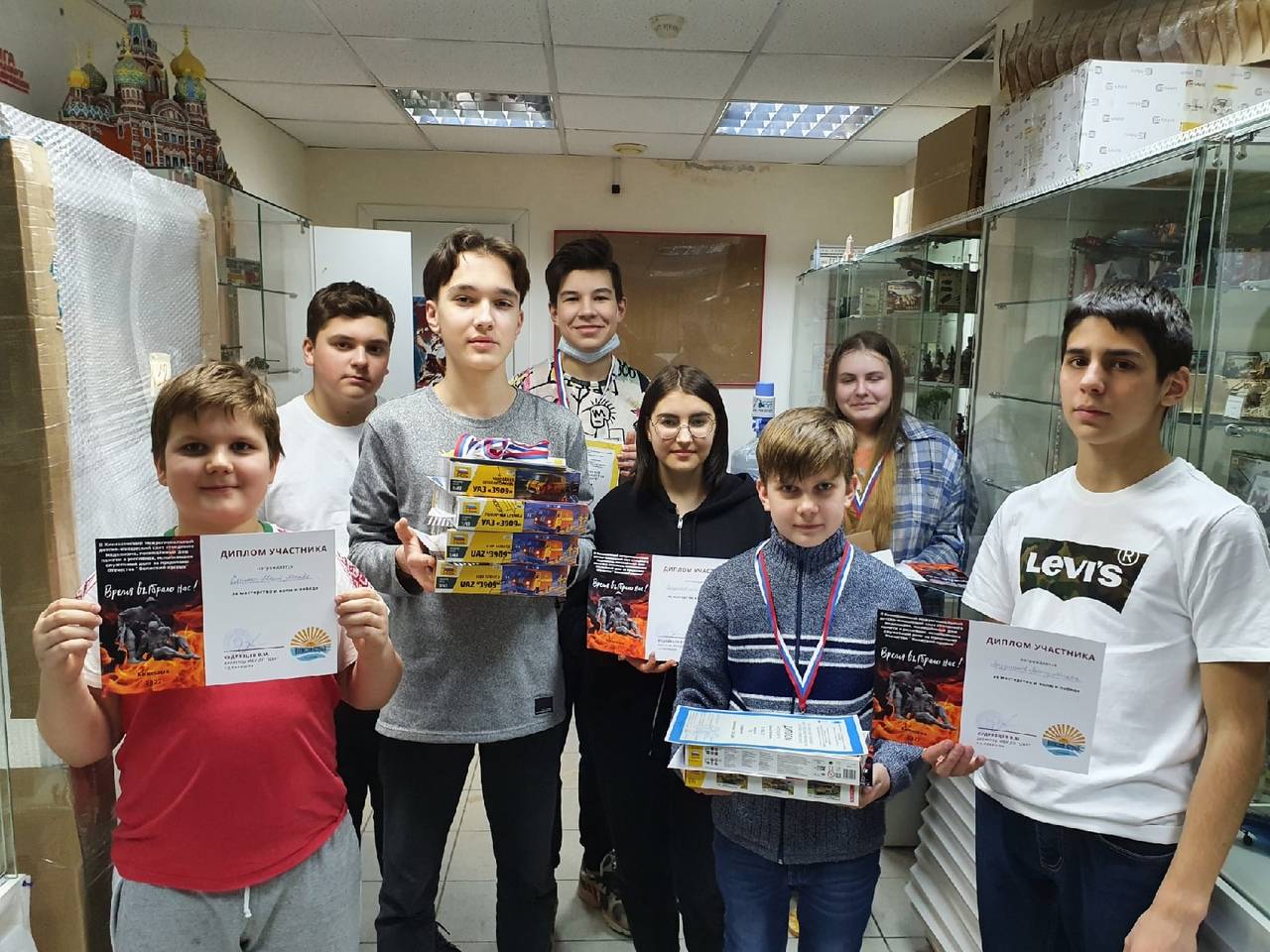 Юные Московские моделисты достойно выступили в Санкт-Петербурге и Кинешме
