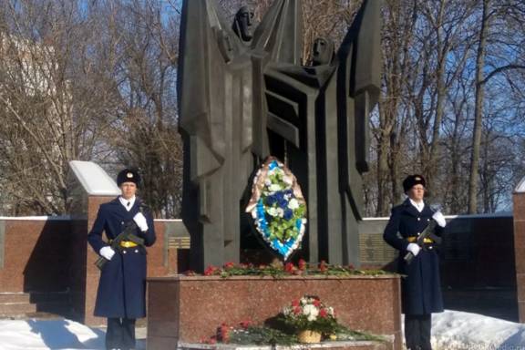 Липчане возложат цветы на площади Героев в День памяти воинов-интернационалистов