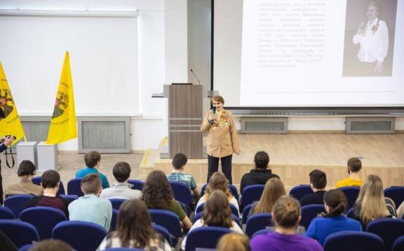 Встреча с бывшей малолетней узницей фашистского лагеря "Алитус" Адэлией Викторовной Родиной в рамках мероприятий памяти о погибших и выживших узниках фашистских концлагерей