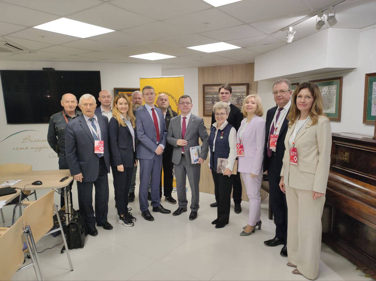 На полях IV Балтийского культурного форума прошло заседание актива Регионального отделения Военно-исторического общества в Калининградской области.