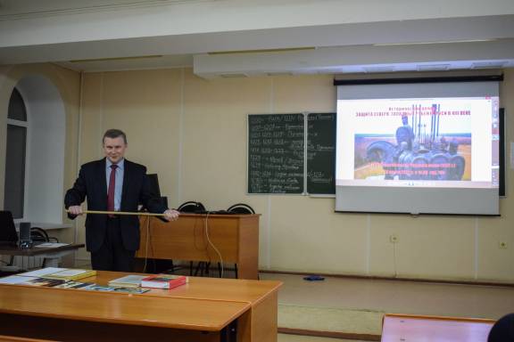 В Пензенском филиале Финансового университета прошёл исторический вечер «Защита северо-западных рубежей Руси в XIII в.»