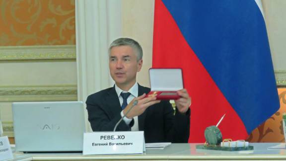 Руководитель регионального отделения Российского военно-исторического общества (РВИО) Е.В.Ревенко принял участие в заседании организационного комитета по подготовке и проведению празднования 80-летия среднедонской наступательной операции «Малый Сатурн».