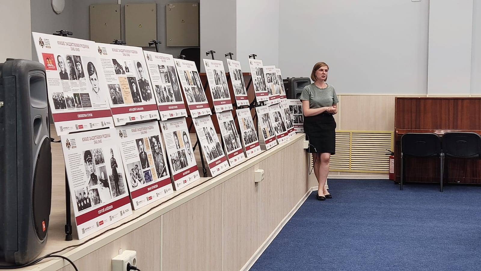 Цикл фотовыставок РВИО проходит в военных госпиталях