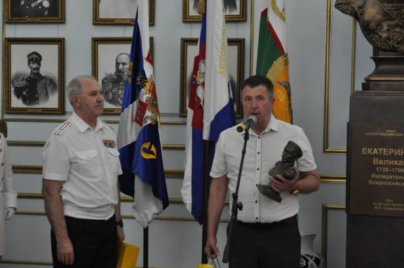 В Севастополе состоялся "Нахимовский бал"