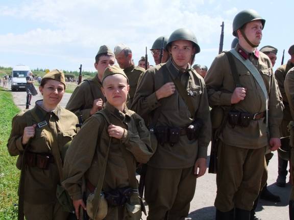 КУРСКИЕ РЕКОНСТРУКТОРЫ НА «ТЕРБУНСКОМ РУБЕЖЕ»