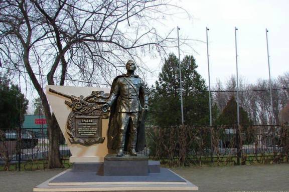 В Краснодарском крае  был установлен и открыт памятник Василию Гавриловичу Грабину