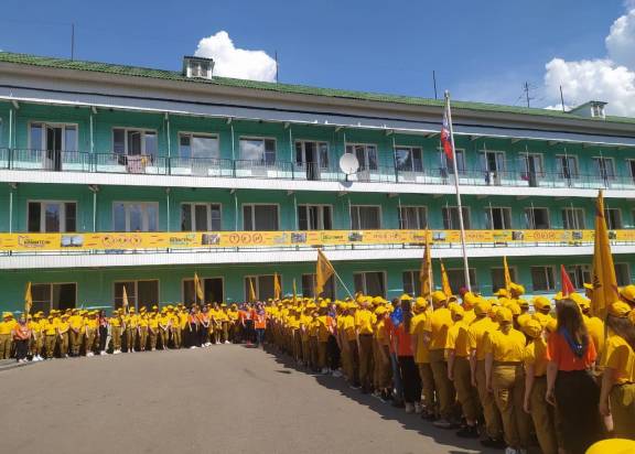 В Мордовии состоялось открытие третьей смены лагеря «Страна Героев»