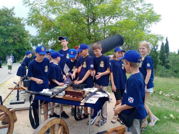 В Севастополе при поддержке РВИО дан старт школе юных канониров