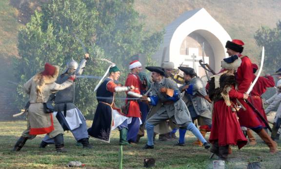 Саратовские реконструкторы  приняли участие  в фестивале военно-исторической реконструкции «Осада Азова»