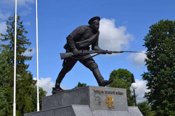 В г. Гусеве, Калининградской области, прошло памятное мероприятие, посвящённое дню памяти воинов, погибших в Первой Мировой войне.