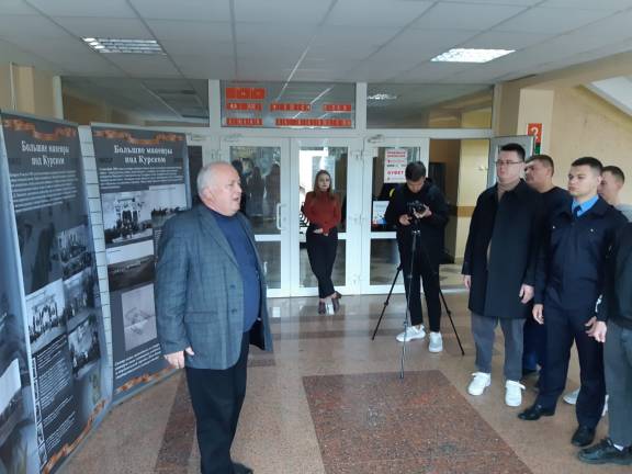 ВЫСТАВКА К 120-ЛЕТИЮ БОЛЬШИХ КУРСКИХ МАНЕВРОВ ОТКРЫЛАСЬ В ЮЗГУ